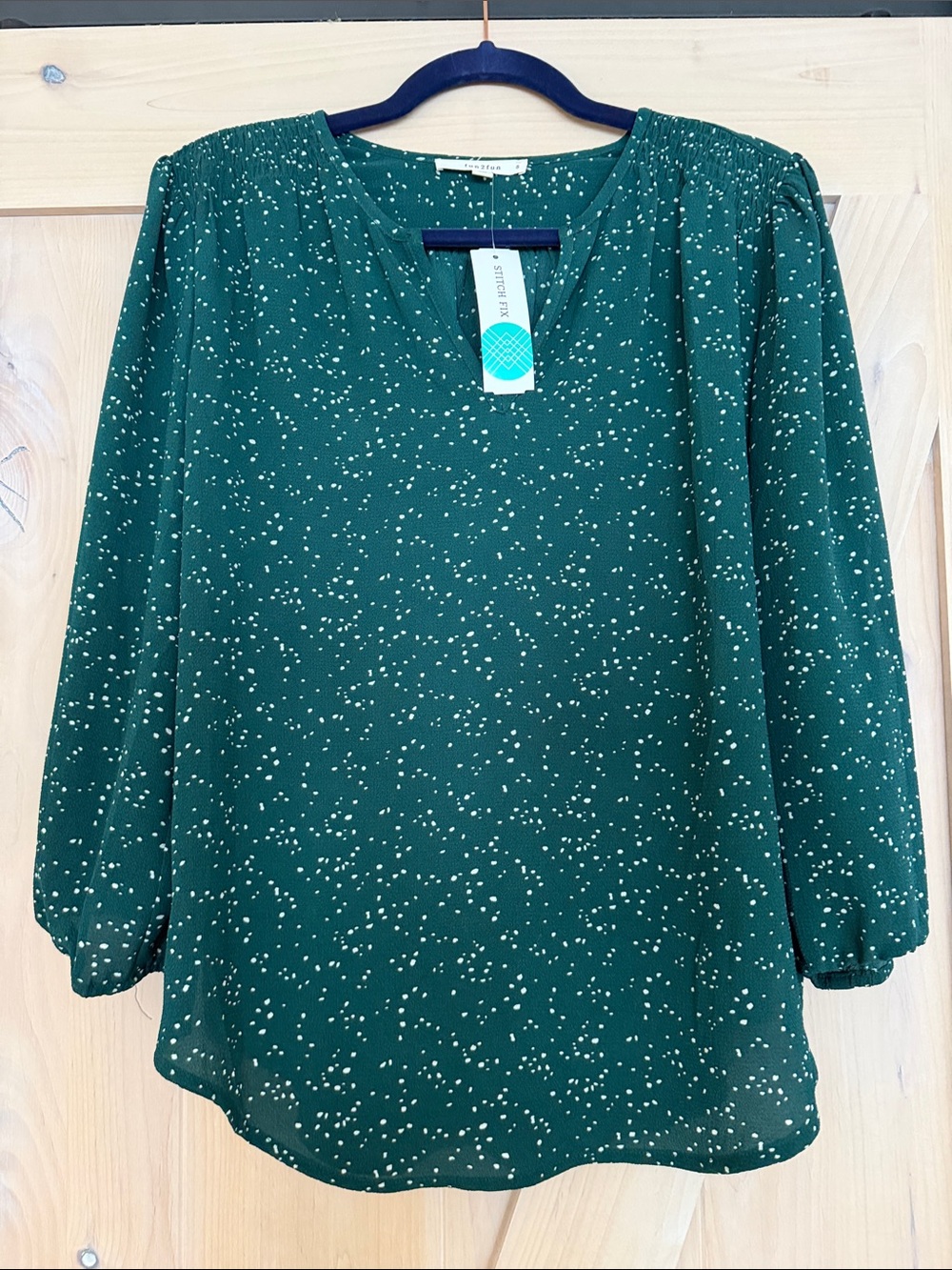 NWT Fun2Fun Stitch Fix Green Speckled V-Neck Blouse Small